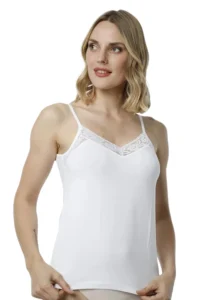 Zarif Detaylarıyla Günlük Giyimin Yıldızı Kadın Atlet-2496